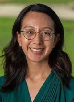 faculty portrait of Denise Ambriz